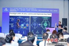 依托多智能体集群模仿社会