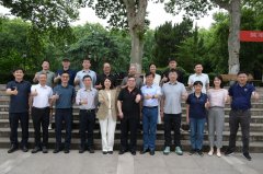 <b>不竭提拔人才培育</b>